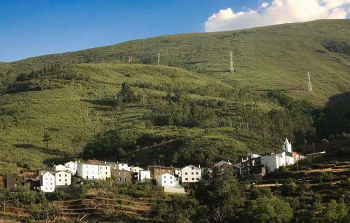 Inxisto Lodges Piodao Exterior foto